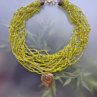 Naszyjnik Zielony Koraliki Oliwkowe Serce Ażurowe