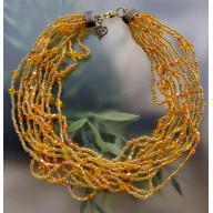 NASZYJNIK KRÓTKIE KORALE MIODOWE KRYSZTAŁKI