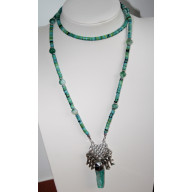 Naszyjnik z agatu z zawieszką z kryształu