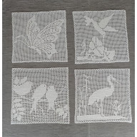 4 serwetki szydełkowe z ptaszkami