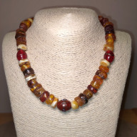 Korale z bursztynu (nr4)