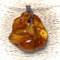 Zawieszka z bursztynu w stylu ECO