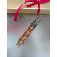 KOLCZYKI CZARNO ZŁOTE KOSTKI TILA CZARNE DŁUGIE KOL25.47